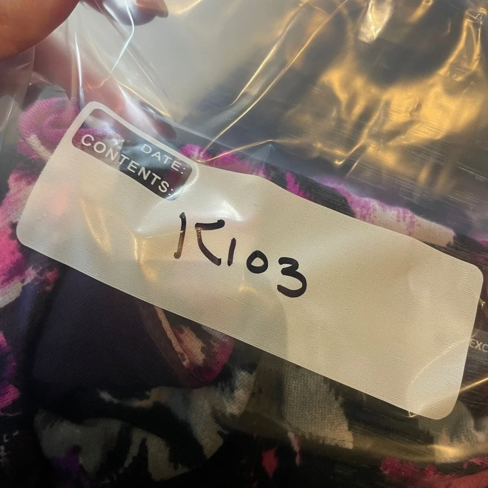 Taylor Women's‎ Floral Print Knee Length Sheath Dress - Size M - Picture 9 of 9